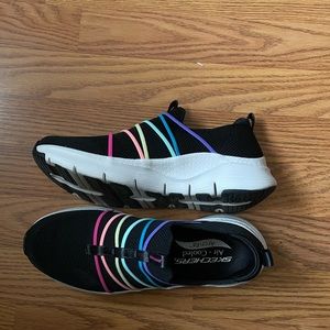 Skechers  arch fit shoes